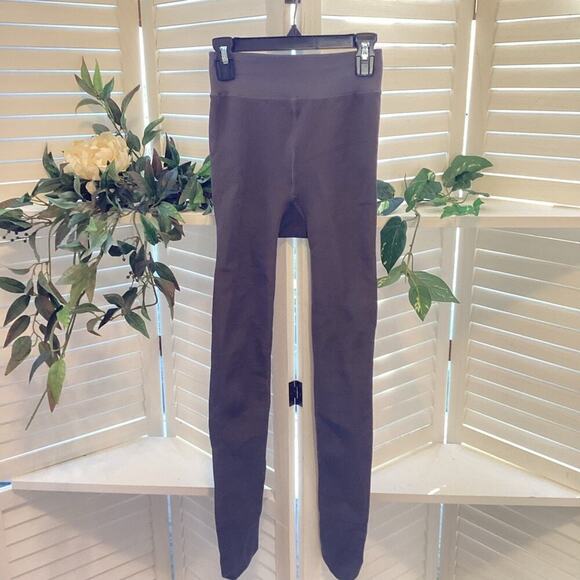 FUR LINED NWOT GRAY LEGGINGS SIZE XS 1244 - Picture 2 of 6